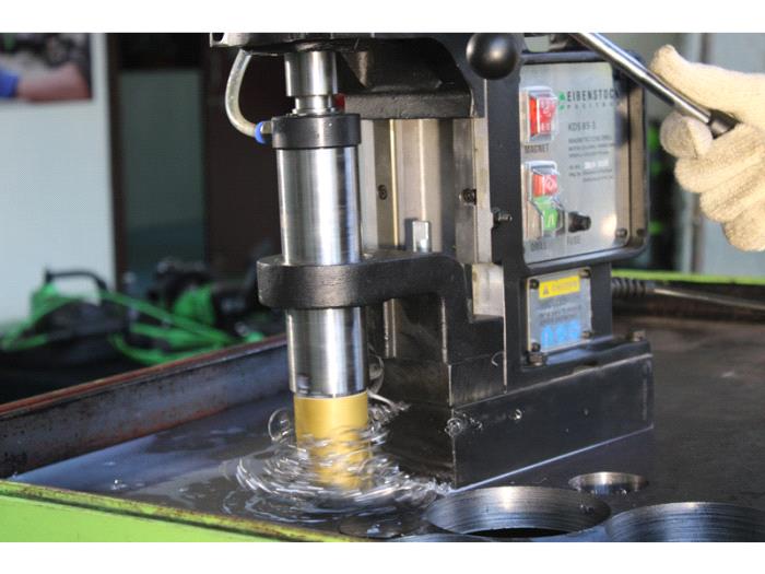 Magnetic Core Drilling Machine-KDS 85-3 - Eibenstock Positron Products
