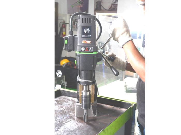 Magnetic Core Drilling Machine-KDS 100 - Eibenstock Positron Products